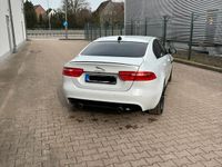 Gebraucht Jaguar XE S 381 PS (280 kW) 2017 Weiß Limousine