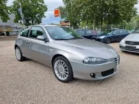 Gebraucht Alfa Romeo 147 105 PS (77 kW) 2006 Grau Kleinwagen