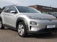 gebraucht Hyundai Kona KONAELEKTRO 150kW Trend mit Navipaket