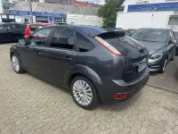 Gebraucht Ford Focus Titanium 136 PS (100 kW) 2009 Schwarz Limousine