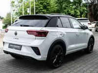 Gebraucht VW T-Roc R-line 150 PS (110 kW) 2026 Schwarz SUV