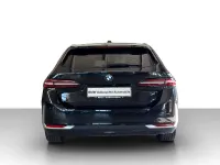 Gebraucht BMW 520 197 PS (144 kW) 2024 Schwarz Kombi