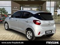 Gebraucht Hyundai i10 GO! 67 PS (49 kW) 2023 Sleek silver Kleinwagen