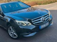Gebraucht Mercedes E250 204 PS (150 kW) 2014 Schwarz Kombi
