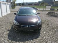 Gebraucht Opel Astra Edition 131 PS (96 kW) 2013 Braun Limousine