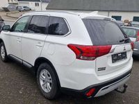 gebraucht Mitsubishi Outlander 2.0 2WD Diamant