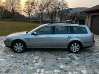 Gebraucht Ford Mondeo 125 PS (91 kW) 2005 Silber Kombi