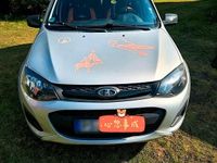 Gebraucht Lada Kalina 87 PS (63 kW) 2016 Silber Kleinwagen