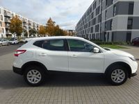 Gebraucht Nissan Qashqai 116 PS (85 kW) 2016 Weiß SUV