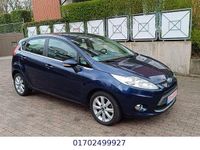 Gebraucht Ford Fiesta Titanium 75 PS (55 kW) 2010 Blau Kleinwagen