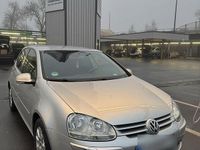 Gebraucht VW Golf V 102 PS (75 kW) 2006 Silber Kleinwagen