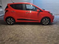 Gebraucht Hyundai i10 87 PS (63 kW) 2019 Rot Kleinwagen