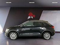 Gebraucht VW T-Roc Move 150 PS (110 kW) 2024 Deep black perleffekt (metallic) SUV