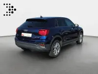 Gebraucht Audi Q2 Ambiente 150 PS (110 kW) 2023 Navarrablau metallic SUV