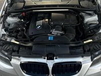 Gebraucht BMW 335 306 PS (225 kW) 2008 Silber Coupé