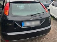 Gebraucht Ford Focus 101 PS (74 kW) 1999 Schwarz Limousine