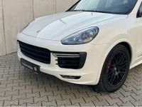 Gebraucht Porsche Cayenne GTS Chrono 441 PS (324 kW) 2017 Weiß SUV