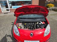 Gebraucht Renault Twingo 58 PS (42 kW) 2010 Rot Kleinwagen