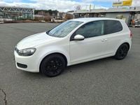 Gebraucht VW Golf VI Trendline 105 PS (77 kW) 2011 Weiß Kleinwagen