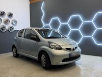 Gebraucht Toyota Aygo 67 PS (49 kW) 2005 Blau Kleinwagen