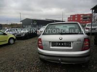 Gebraucht Skoda Fabia Exact 54 PS (39 kW) 2003 Silber Kleinwagen