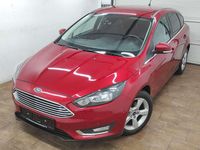 Gebraucht Ford Focus 125 PS (91 kW) 2016 Rot Kleinwagen