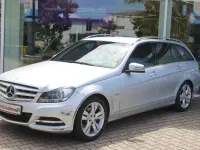 Gebraucht Mercedes C250 204 PS (150 kW) 2011 Silber Kombi