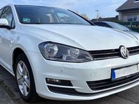 Gebraucht VW Golf VII Comfortline 110 PS (80 kW) 2016 Weiß Limousine