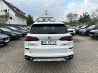 Gebraucht BMW X5 M Sport 286 PS (210 kW) 2022 Mineralweiß SUV
