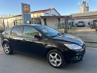 Usado Ford Focus Style 101 CV (74 kW) 2008 Negro Utilitario