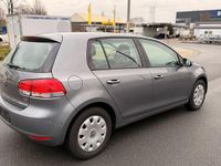 Gebraucht VW Golf VI 102 PS (75 kW) 2010 Grau Kleinwagen