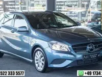 Gebraucht Mercedes A180 122 PS (89 kW) 2013 Blau Kleinwagen