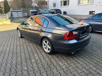 gebraucht BMW 330 330 d DPF Aut.