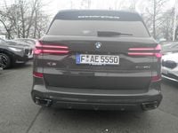 Używany BMW X5 Performance 340 KM (250 kW) 2025 Szary SUV
