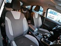 Gebraucht Ford Focus S 150 PS (110 kW) 2013 Rot Limousine