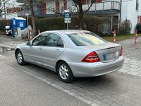 Gebraucht Mercedes C180 Elegance 129 PS (94 kW) 2001 Silber Limousine