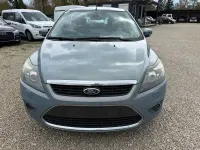 Używany Ford Focus Titanium 116 KM (85 kW) 2008 Beżowy Sedan/Limuzyna