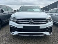 gebraucht VW Tiguan R-Line 1.5 TSI NP: 50.000 €