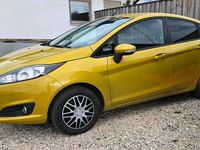 Gebraucht Ford Fiesta 101 PS (74 kW) 2013 Andere farben Kleinwagen