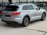 Gebraucht VW Touareg Elegance 381 PS (280 kW) 2021 Silber SUV