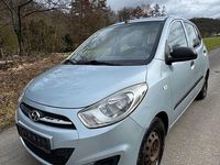 Gebraucht Hyundai i10 Edition 69 PS (50 kW) 2013 Blau Kleinwagen