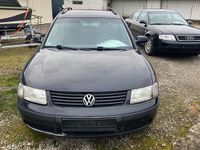 Gebraucht VW Passat 100 PS (73 kW) 2000 Schwarz Kombi