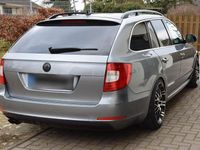 Second-hand Skoda Superb 170 CP (125 kW) 2012 Gri Break