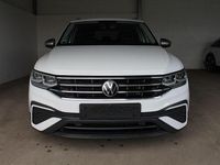 Gebraucht VW Tiguan Allspace 200 PS (147 kW) 2023 Weiß SUV