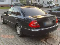 Gebraucht Mercedes E320 Avantgarde 224 PS (164 kW) 2004 Schwarz Limousine