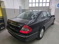 Gebraucht Mercedes E320 224 PS (164 kW) 2007 Schwarz Limousine