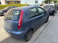 Gebraucht Fiat Punto 60 PS (44 kW) 2004 Blau Kleinwagen