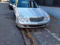 Gebraucht Mercedes E200 163 PS (119 kW) 2004 Silber Limousine