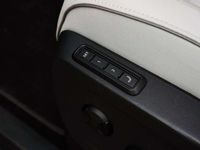 Gebraucht VW ID. Buzz Pro 150 kW (204 PS) 2022 Candyweiß/limonengelb Van / Kleinbus