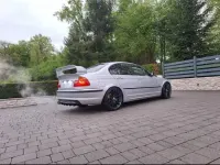 Gebraucht BMW 323 170 PS (125 kW) 1998 Silber Limousine